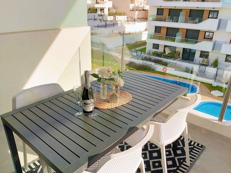 Apartment for Sale in Villamartin, Alicante 2