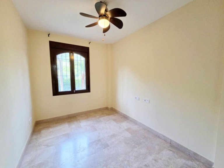 Apartment for Sale in Estepona, Malaga 8