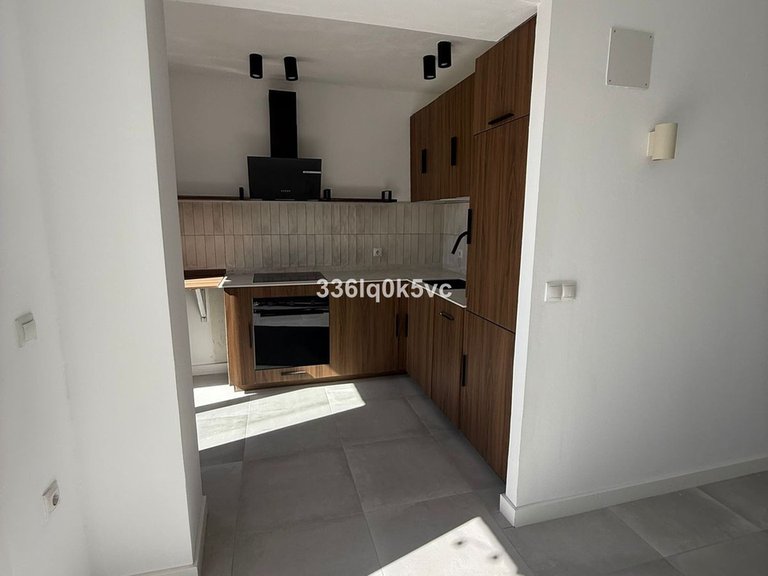 Apartment for Sale in Málaga, Malaga 12