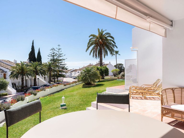 Apartment for Sale in Nueva Andalucía, Malaga 13