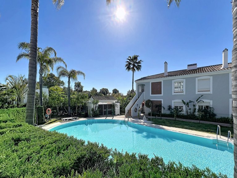 Apartment for Sale in Estepona, Malaga 16