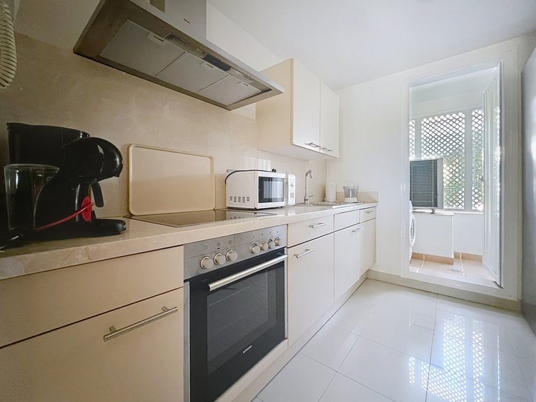 Apartment for Sale in Estepona, Malaga 7