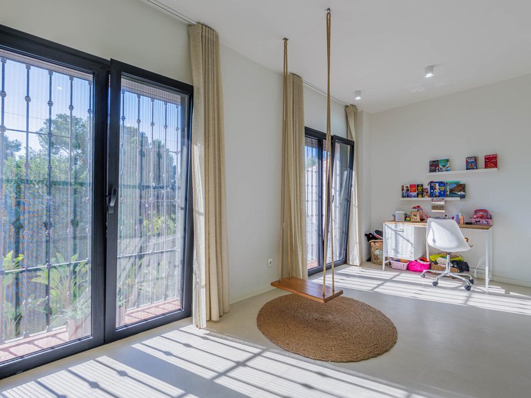 Villa for Sale in Pinares De San Antón, Malaga 36