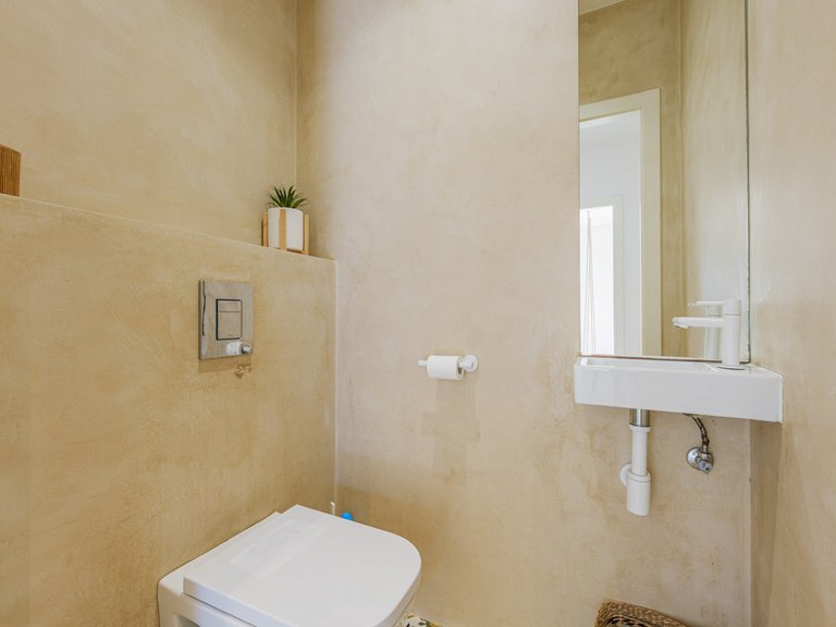 Villa for Sale in Pinares De San Antón, Malaga 37