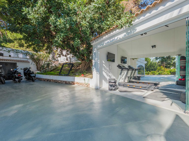 Villa for Sale in Pinares De San Antón, Malaga 51
