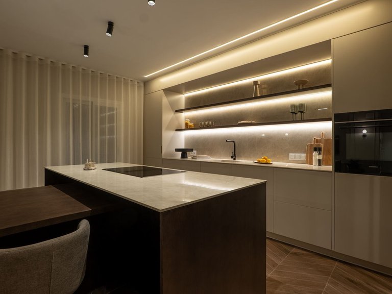 Penthouse for Sale in Benahavís, Malaga 12