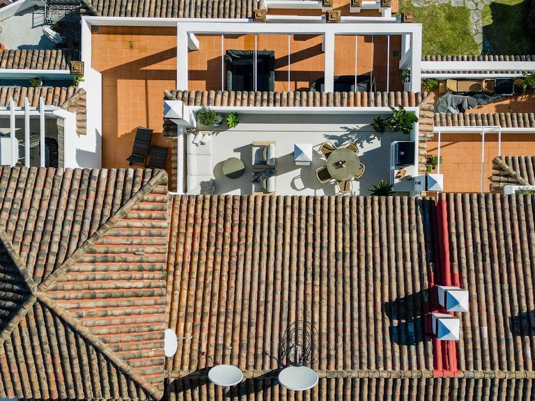 Penthouse for Sale in Benahavís, Malaga 32