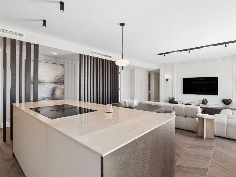 Penthouse for Sale in Benahavís, Malaga 4