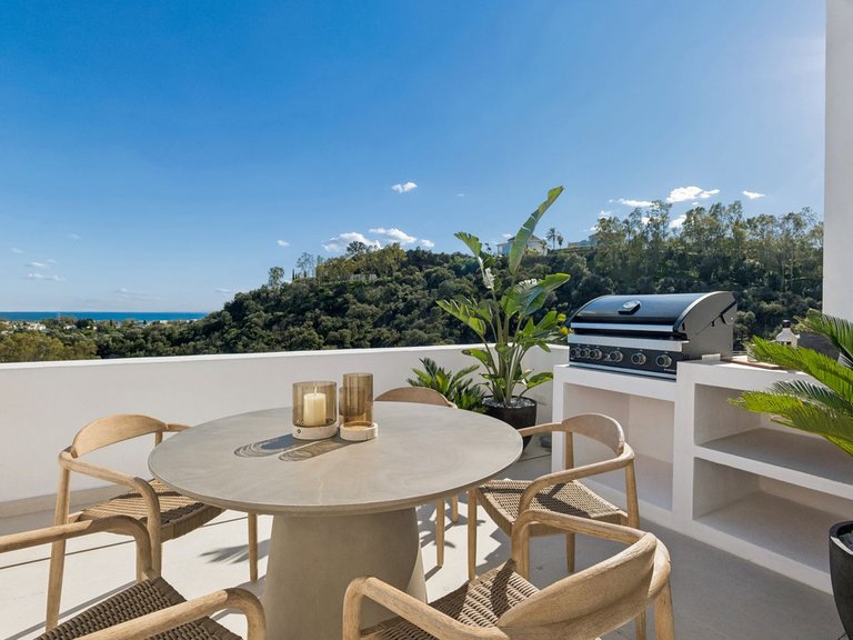 Penthouse for Sale in Benahavís, Malaga 9