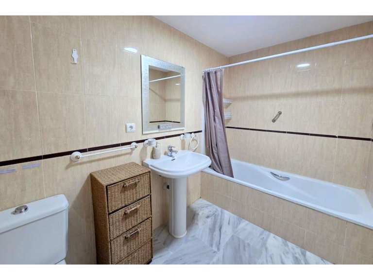 Apartment for Sale in La Duquesa, Malaga 7