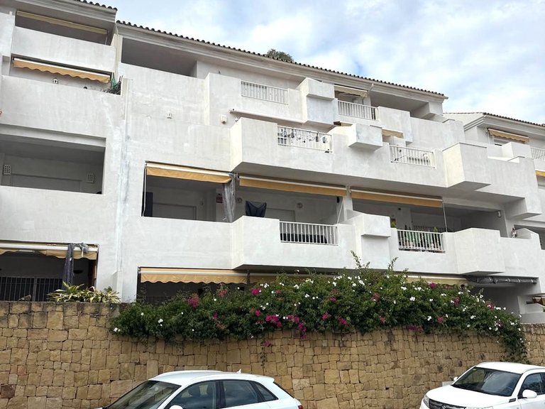 Apartment for Sale in The Golden Mile, Malaga 13