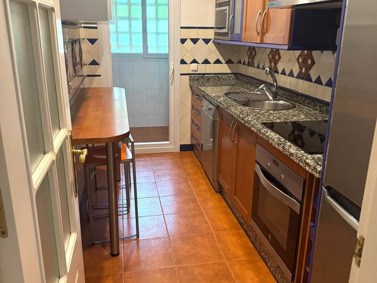 Apartment for Sale in The Golden Mile, Malaga 3