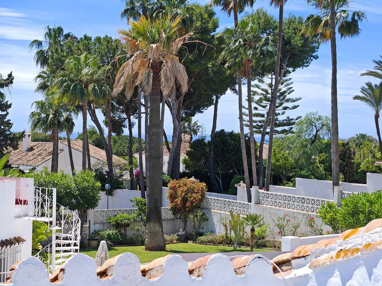 Villa for Sale in Calahonda, Malaga 22