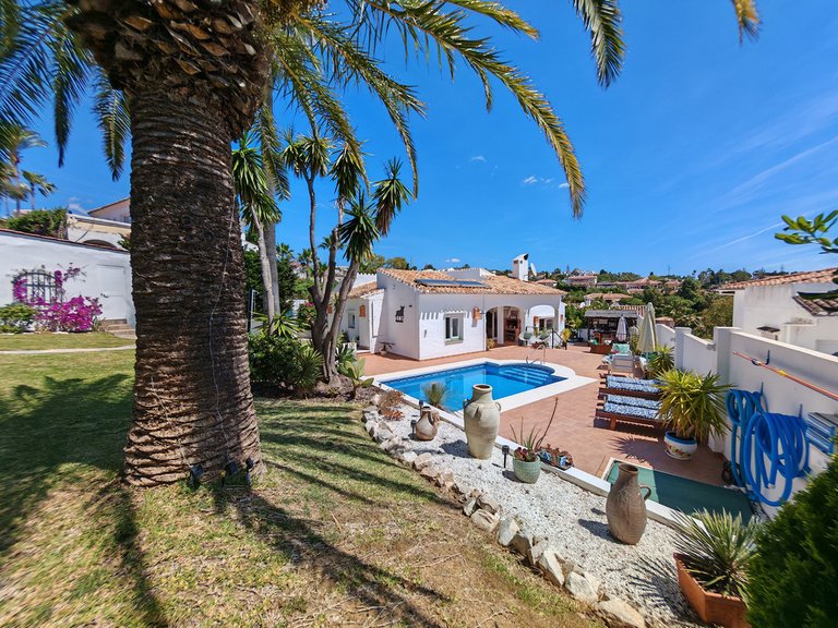 Villa for Sale in Calahonda, Malaga 23