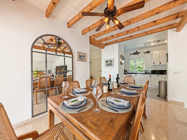 Villa for Sale in Calahonda, Malaga 3