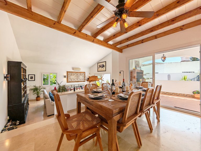 Villa for Sale in Calahonda, Malaga 8