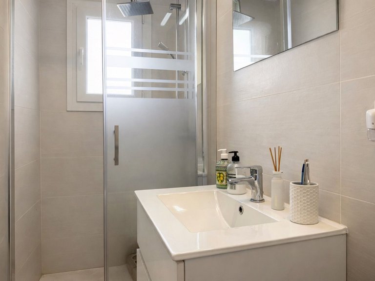 Villa for Sale in Benamara, Malaga 10