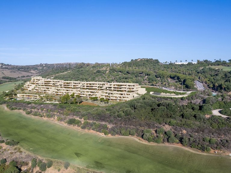 Penthouse for Sale in La Alcaidesa, Cadiz 11