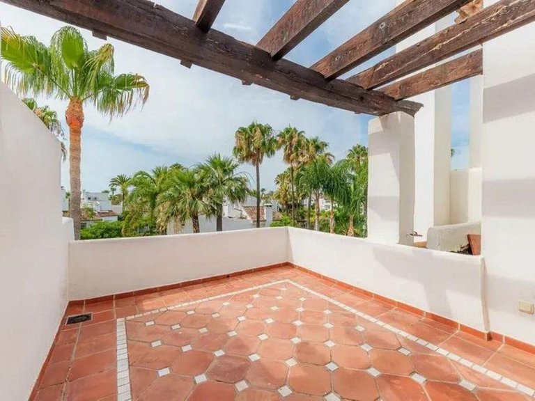 Villa for Sale in Costalita, Malaga 13
