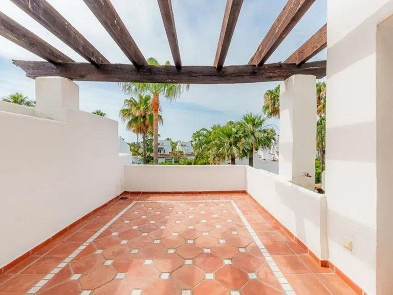 Villa for Sale in Costalita, Malaga 14