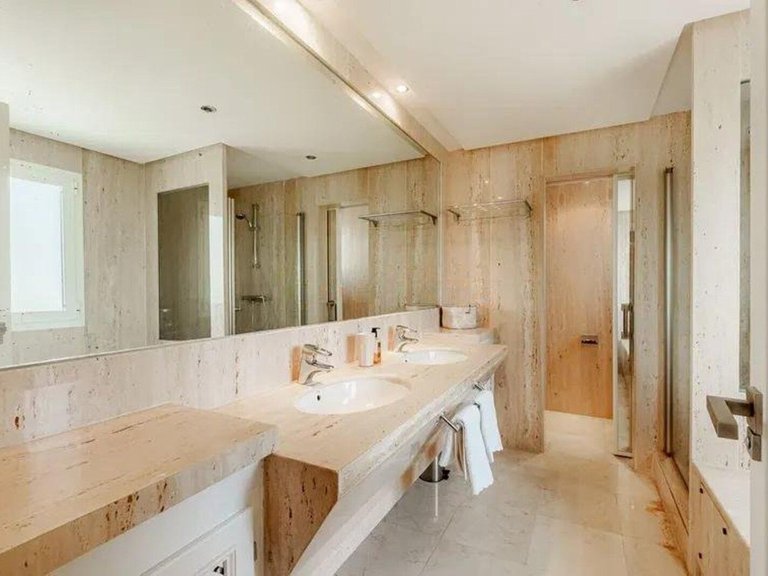 Villa for Sale in Costalita, Malaga 18