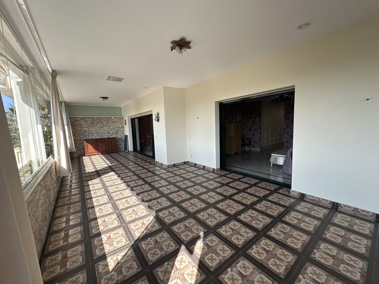 Apartment for Sale in The Golden Mile, Malaga 23