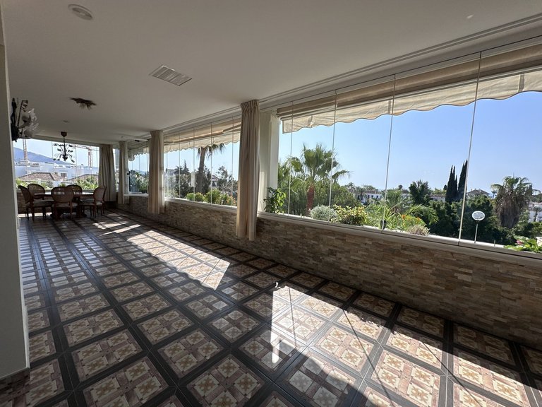 Apartment for Sale in The Golden Mile, Malaga 6