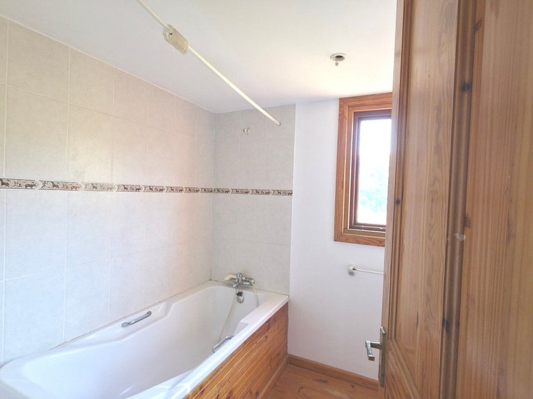 Villa for Sale in Calanova Golf, Malaga 24