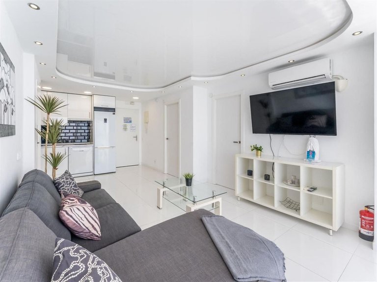 Apartment for Sale in Costa del Sol, Benalmadena Costa, Malaga 5
