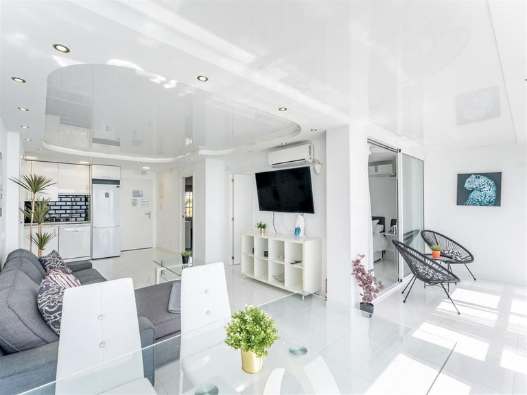 Apartment for Sale in Costa del Sol, Benalmadena Costa, Malaga 6