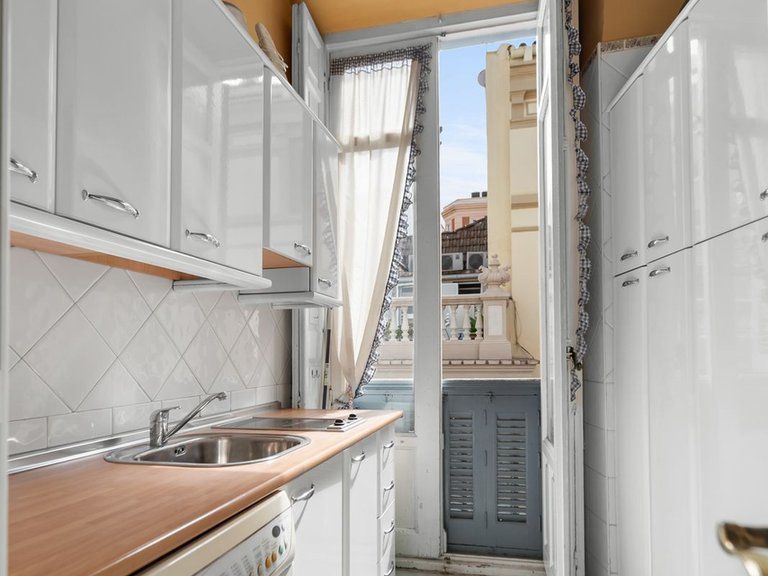 Apartment for Sale in Málaga Centro, Malaga 15