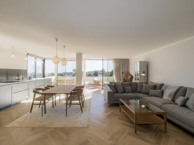Apartment for Sale in Nueva Andalucía, Malaga 5