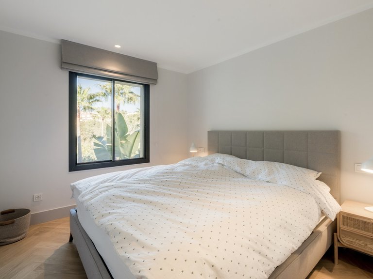 Apartment for Sale in Nueva Andalucía, Malaga 6