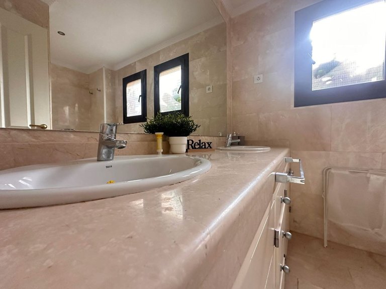 Apartment for Sale in Estepona, Malaga 6
