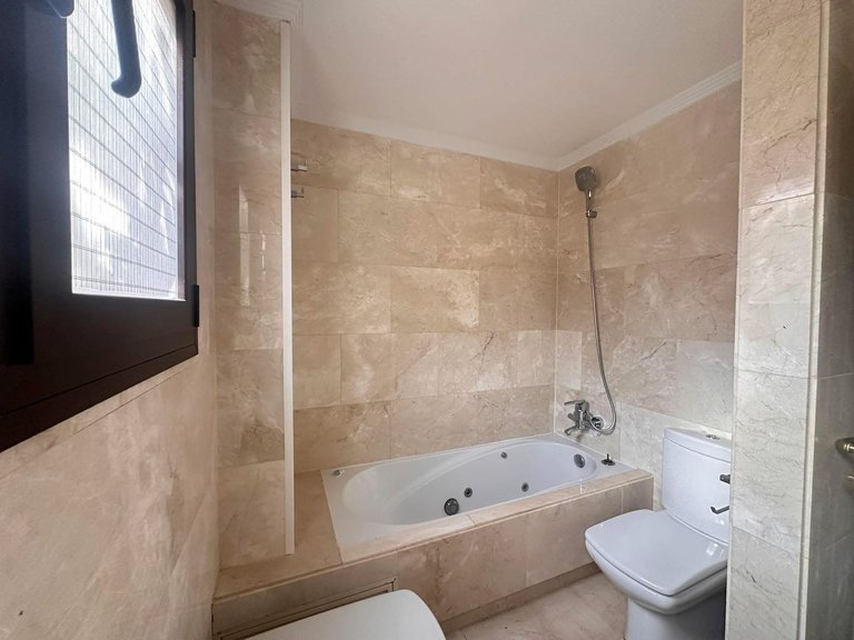 Apartment for Sale in Estepona, Malaga 7