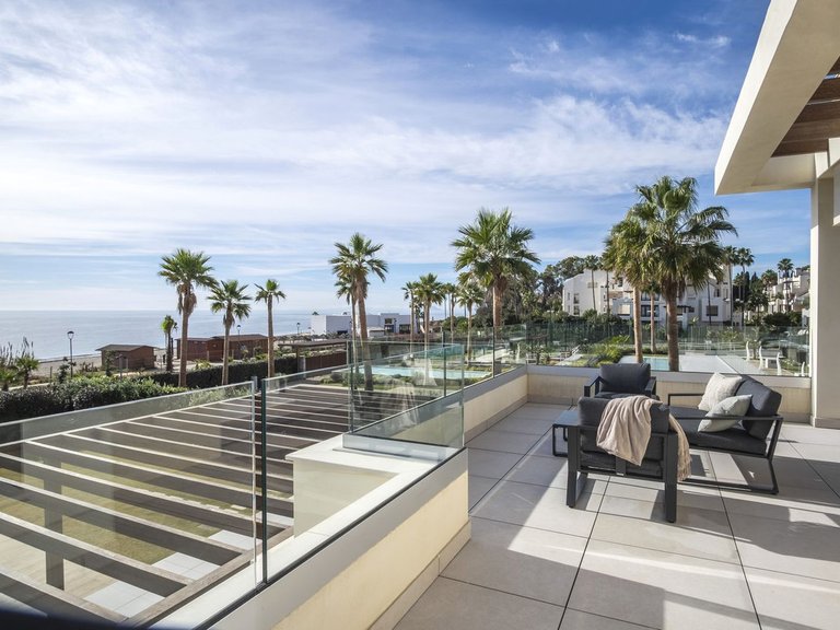 Villa for Sale in New Golden Mile, Malaga 29
