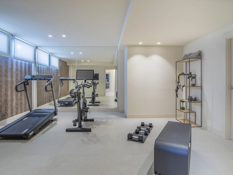 Villa for Sale in New Golden Mile, Malaga 42