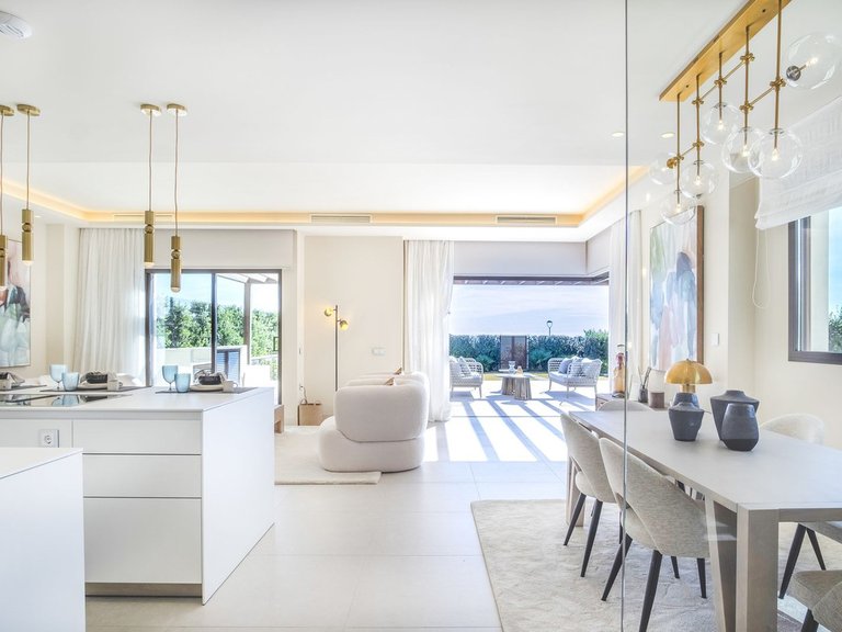 Villa for Sale in New Golden Mile, Malaga 43