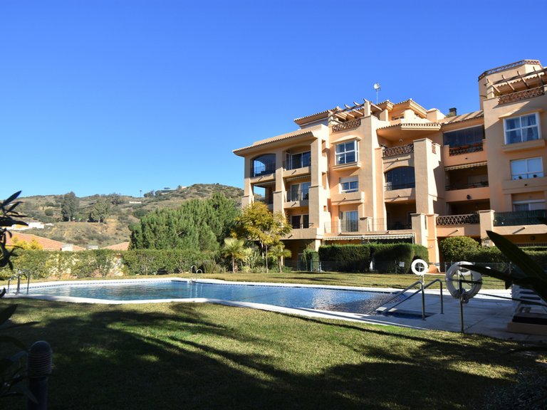 Apartment for Sale in Calahonda, Malaga 1