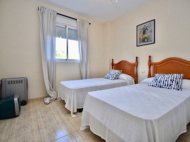 Apartment for Sale in Calahonda, Malaga 11