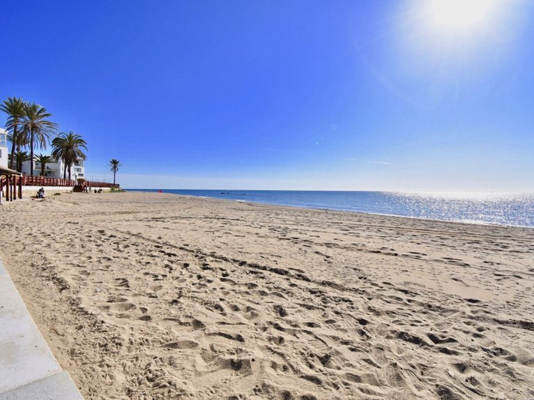 Apartment for Sale in Calahonda, Malaga 13