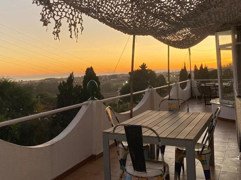 Villa for Sale in Nueva Andalucía, Malaga 1