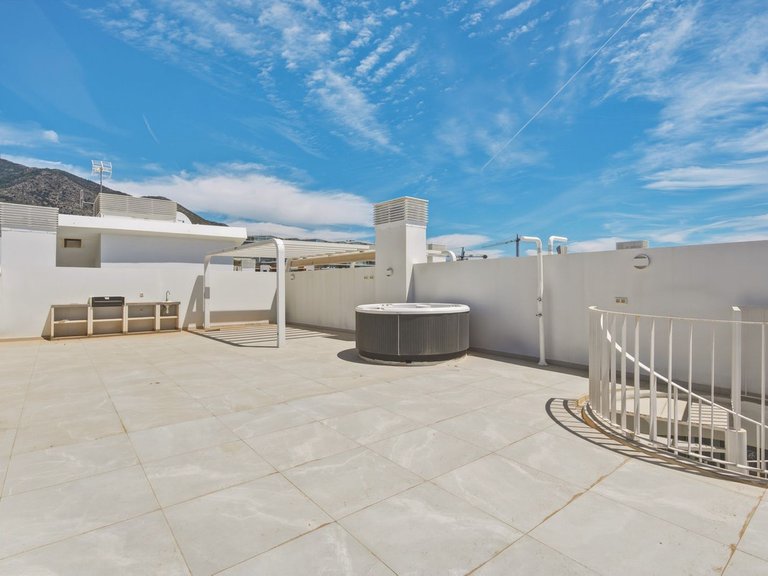 Apartment for Sale in Fuengirola, Malaga 13