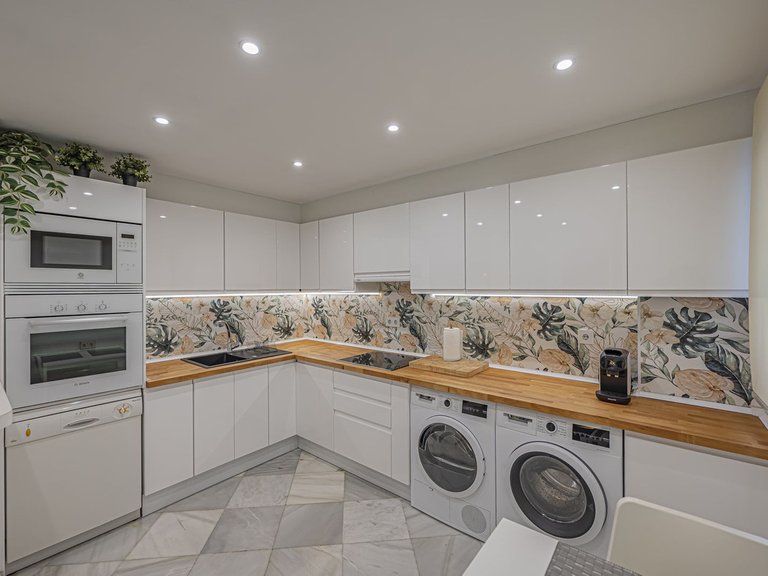 Apartment for Sale in Estepona, Malaga 9