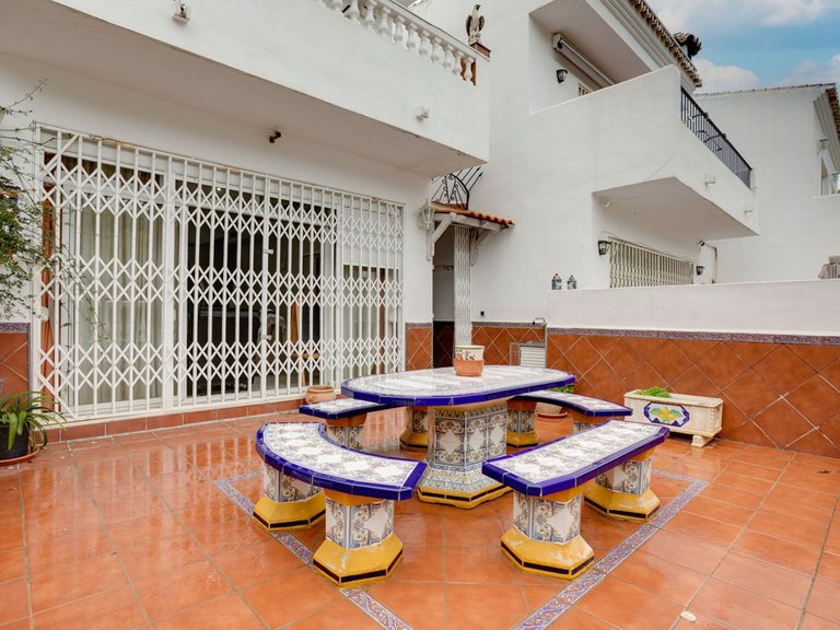 Villa for Sale in Estepona, Malaga 8