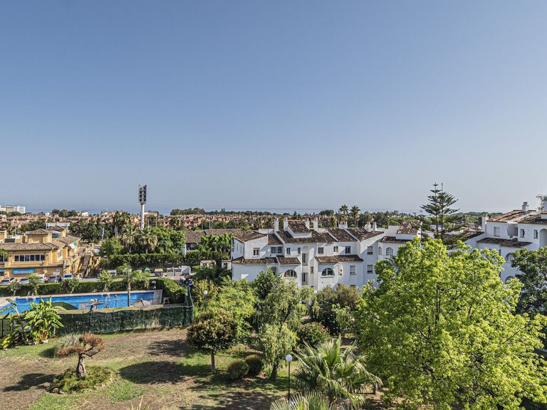 Apartment for Sale in Diana Park, Malaga 12