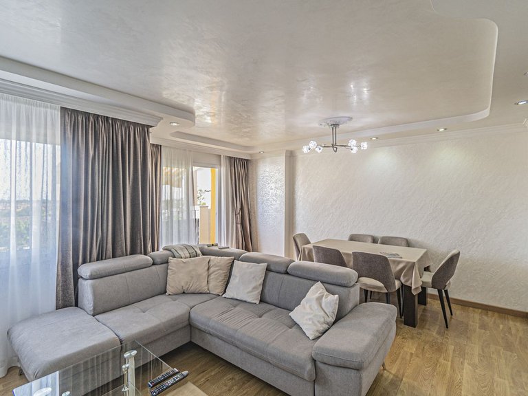 Apartment for Sale in Diana Park, Malaga 3