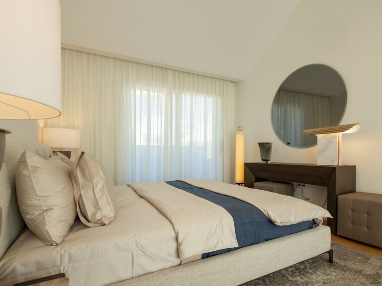 Apartment for Sale in The Golden Mile, Malaga 19