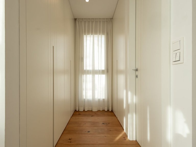Apartment for Sale in The Golden Mile, Malaga 23