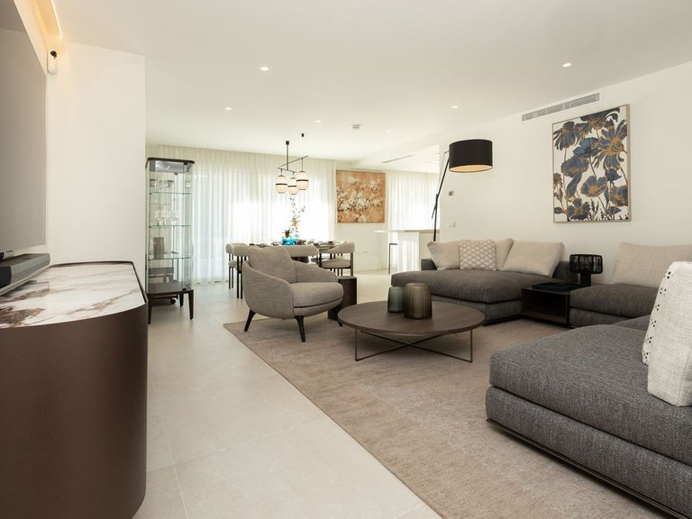 Apartment for Sale in The Golden Mile, Malaga 36